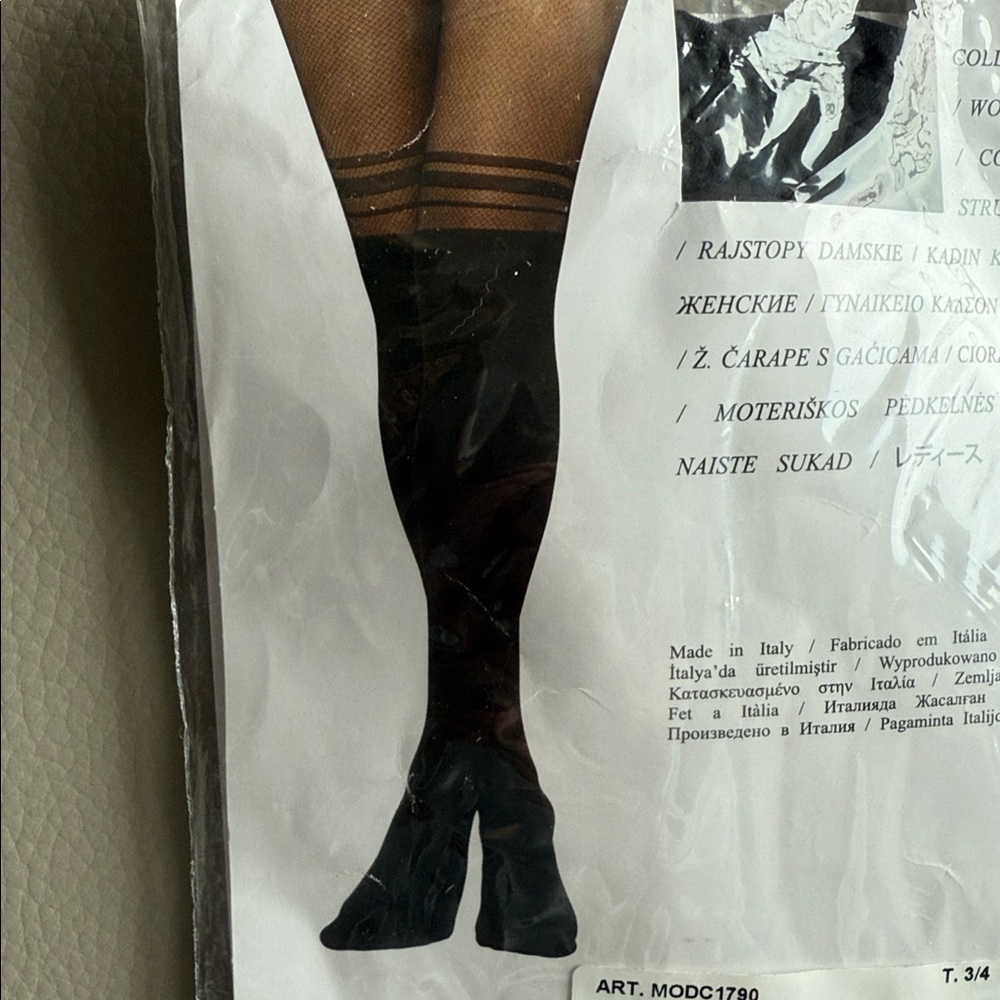 Calzedonia. Tights. NEW. M/L